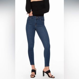 Parker Smith Bombshell Skinny